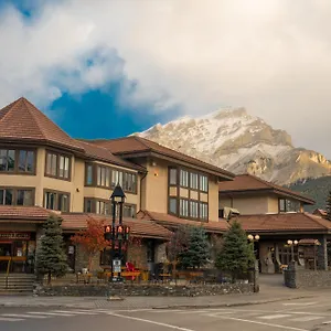 Elk + Avenue 3*, Banff Canada