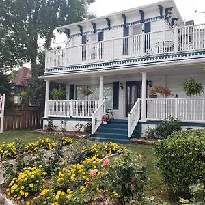 https://bed-of-roses-bed-breakfast.niagara-fallshotels.com